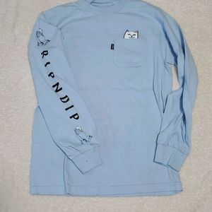 Long sleeve tee